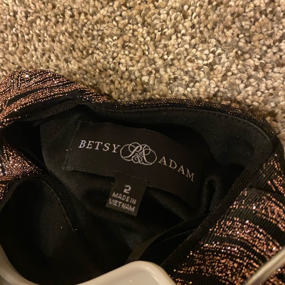 Betsy Adams Prom Dress - Picture 4 of 4